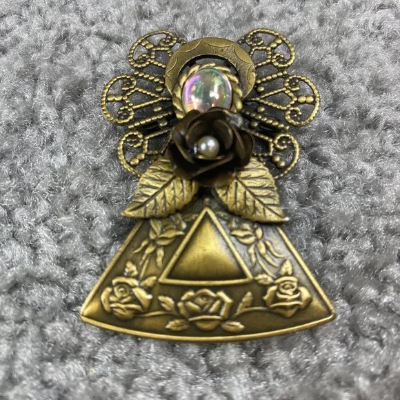 Angel Pin Brooch Marked KC Vintage Gold Tone Halo Rose Flower Guardian Christian - Picture 2 of 13